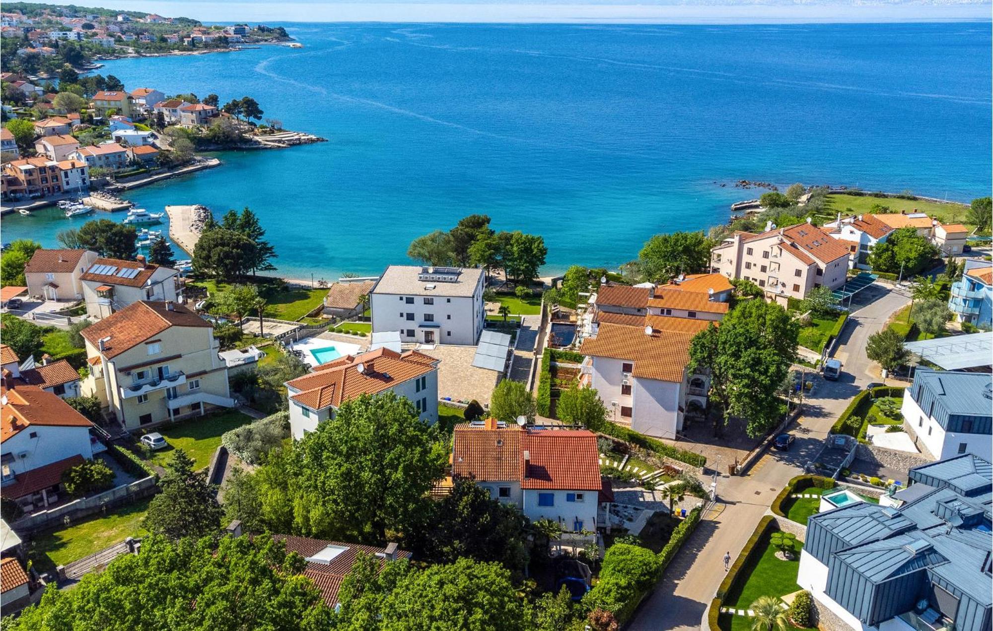 Gorgeous Apartment In Vantacici With Wifi Exterior photo